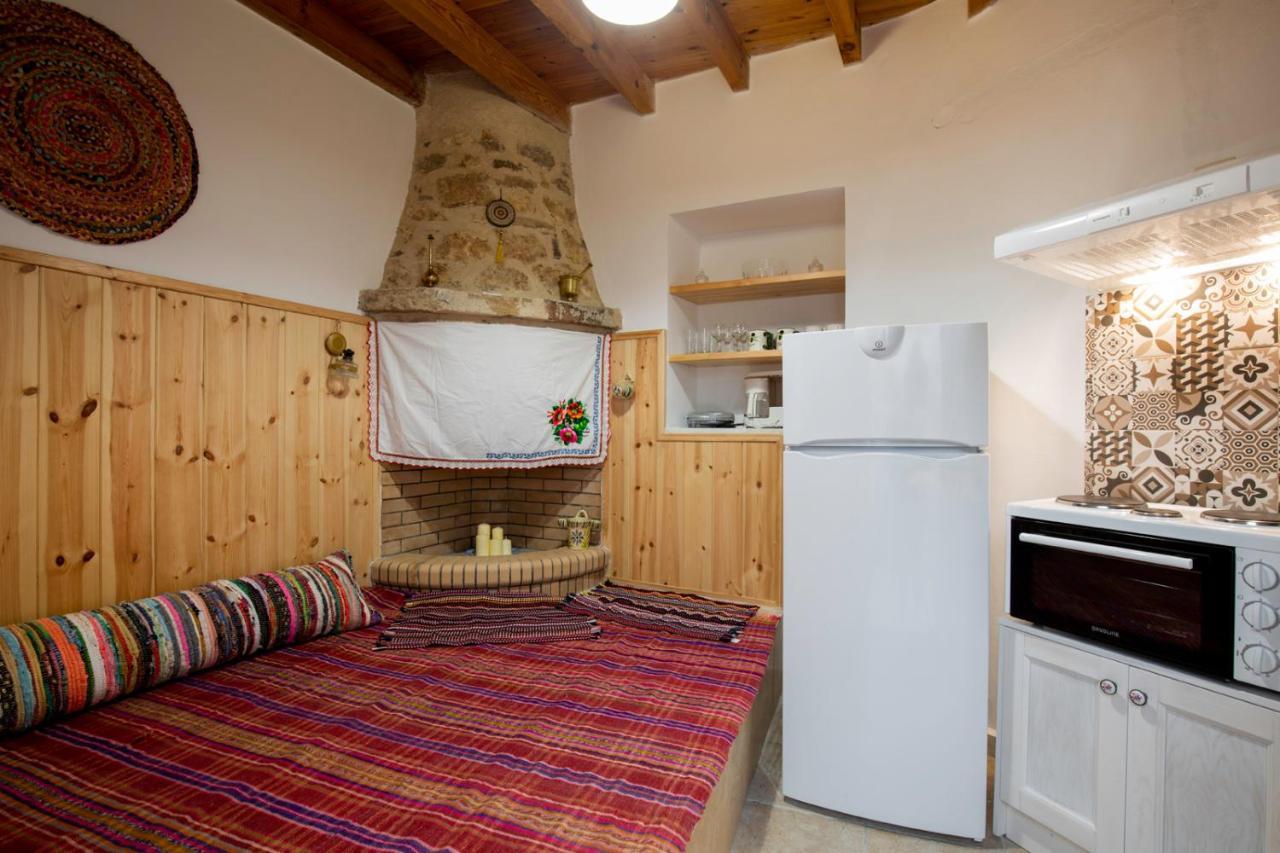 "Finio" Traditional House Apartment Archangelos  Exterior photo